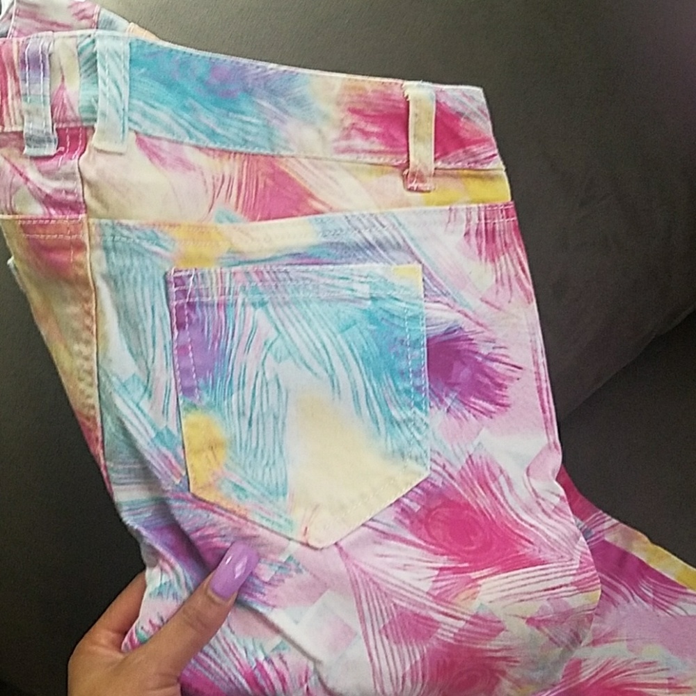 Colorful capris :) - Picture 3 of 4